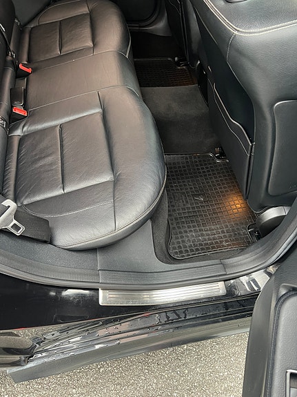 Mercedes-Benz E220 d 16 of 26