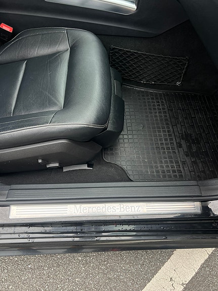 Mercedes-Benz E220 d 15 of 26