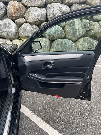 Mercedes-Benz E220 d 14 of 26