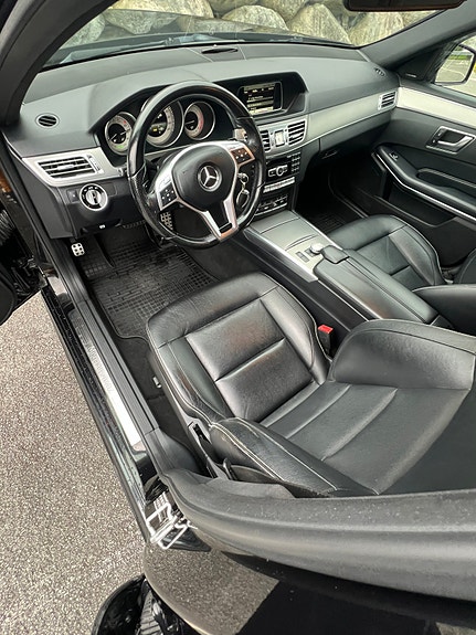 Mercedes-Benz E220 d 20 of 26
