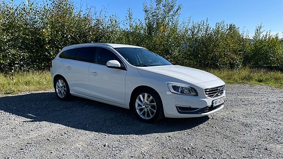 Volvo V60 4 of 14
