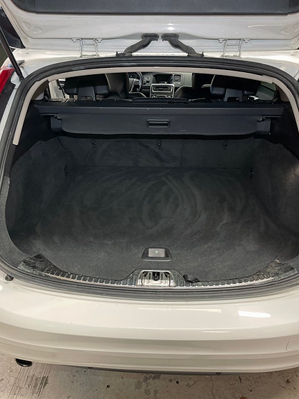 Volvo V60 12 of 14
