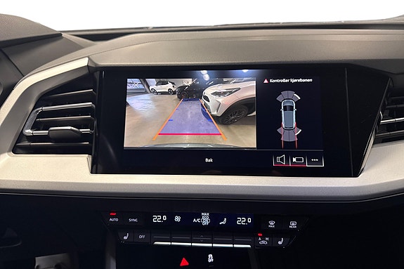 Audi Q4 e-tron 8 of 18