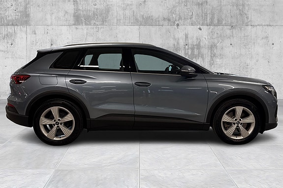 Audi Q4 e-tron 4 of 18