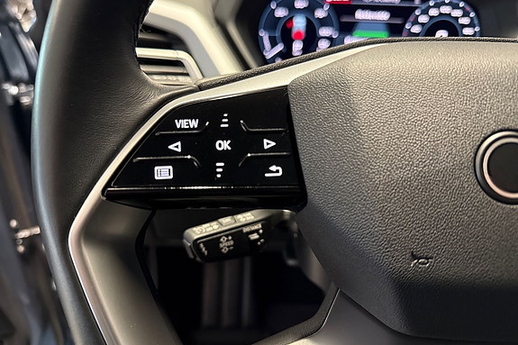 Audi Q4 e-tron 15 of 18