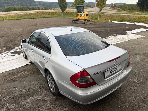 Mercedes-Benz E200 d 11 of 30