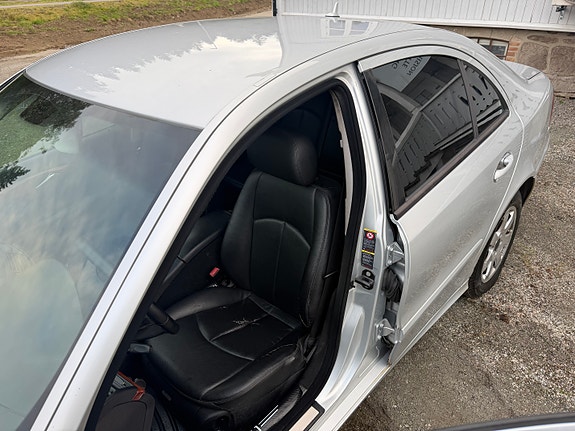 Mercedes-Benz E200 d 14 of 30