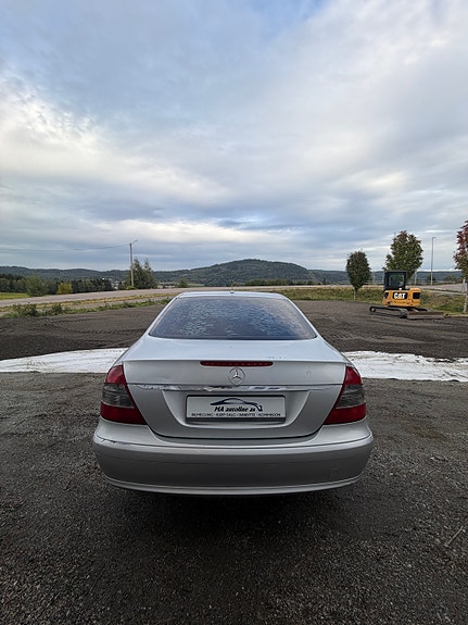 Mercedes-Benz E200 d 9 of 30
