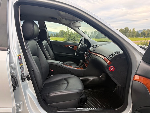 Mercedes-Benz E200 d 16 of 30