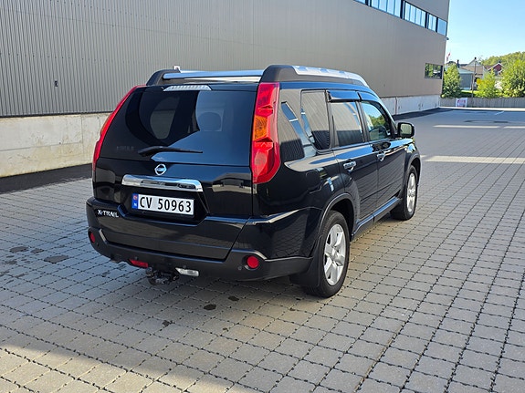 Nissan X-Trail 9 of 30