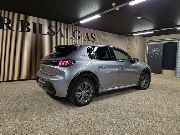 Peugeot 208 10 of 30