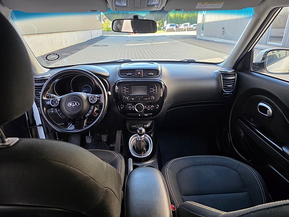 Kia Soul 12 of 30