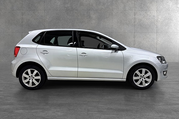 Volkswagen Polo 2 of 25