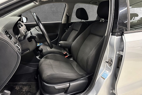 Volkswagen Polo 9 of 25