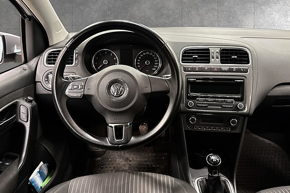Volkswagen Polo 12 of 25