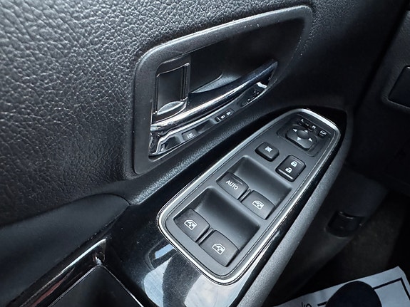 Mitsubishi Outlander 9 of 27