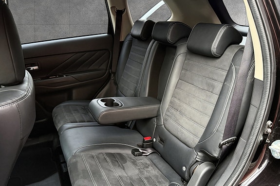 Mitsubishi Outlander 10 of 27