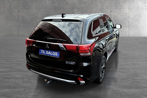 Mitsubishi Outlander 3 of 27