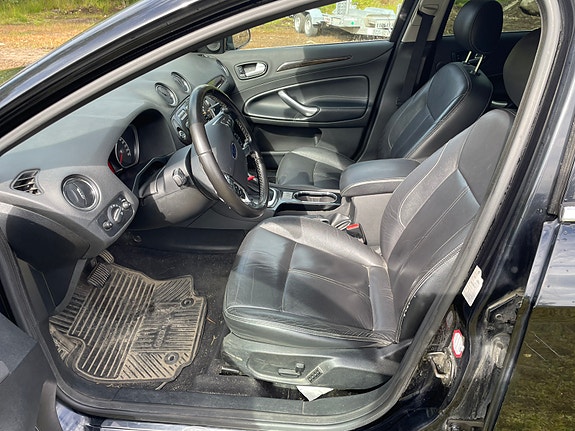 Ford Mondeo 17 of 24