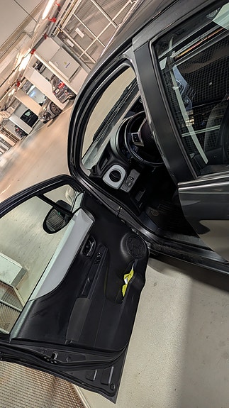 Toyota Yaris 10 of 13