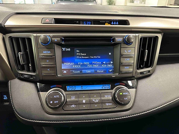 Toyota RAV4 17 of 29
