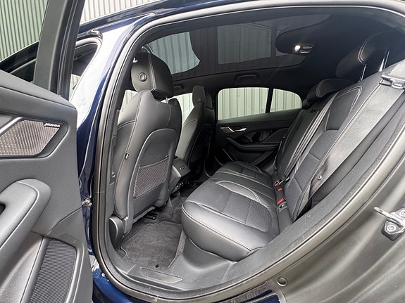 Jaguar I-PACE 14 of 30