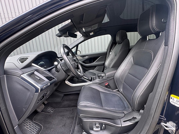Jaguar I-PACE 11 of 30