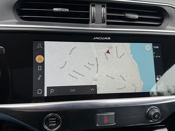 Jaguar I-PACE 20 of 30