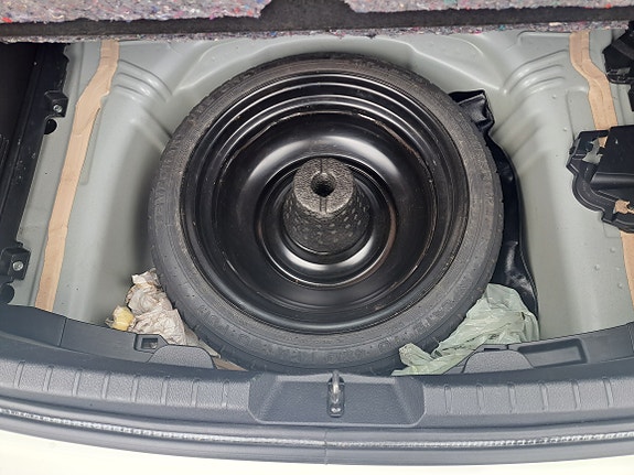 Toyota Yaris 25 of 30