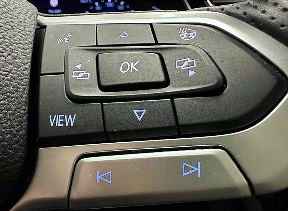 Volkswagen Passat 11 of 27