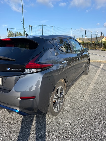 Nissan Leaf 3 of 16