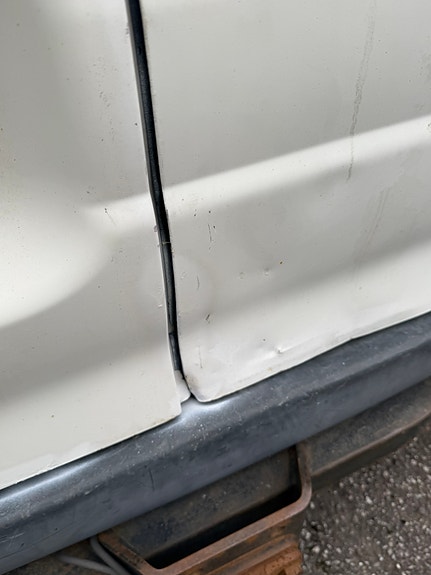 Toyota HiAce 14 of 18