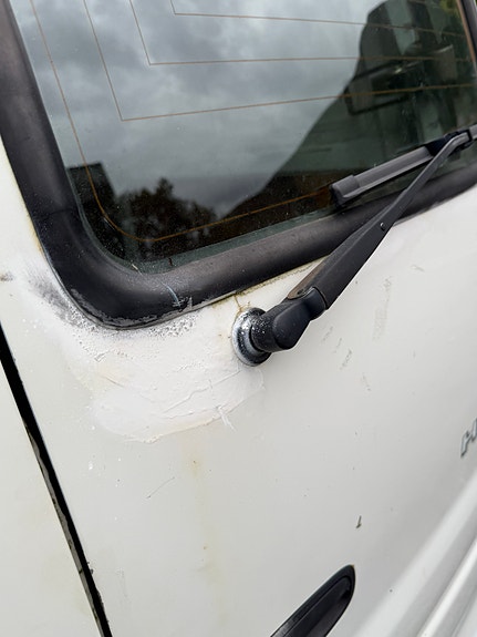 Toyota HiAce 13 of 18