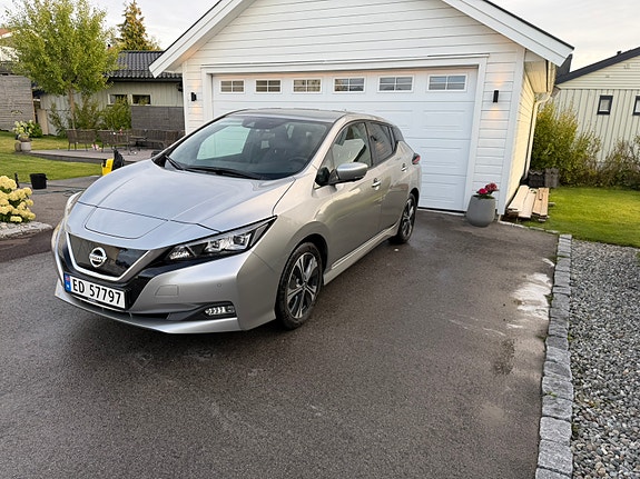 Nissan Leaf 6 of 19