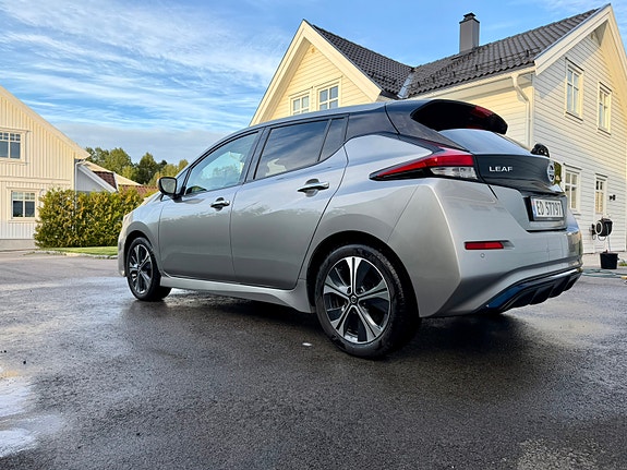 Nissan Leaf 5 of 19