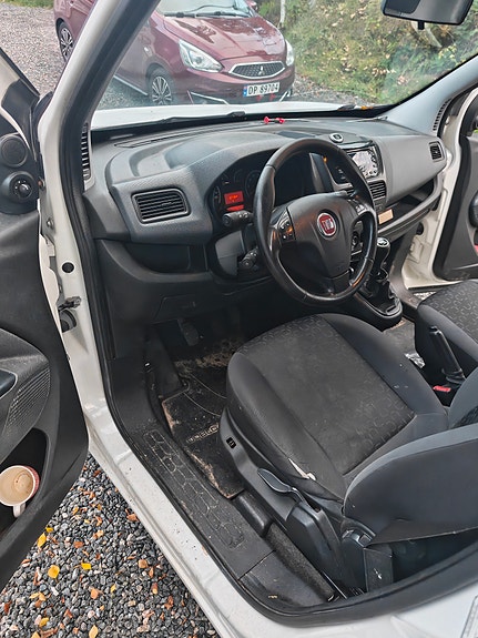 Fiat Doblo 8 of 14