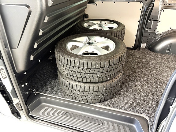 Mercedes-Benz Vito 119 14 of 22