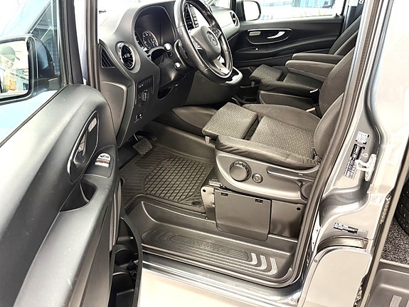 Mercedes-Benz Vito 119 20 of 22