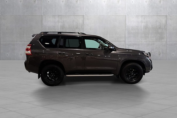 Toyota Land Cruiser 6 of 20