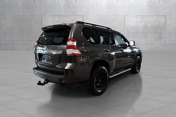Toyota Land Cruiser 5 of 20