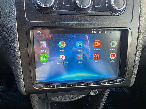 Volkswagen Caddy 18 of 21