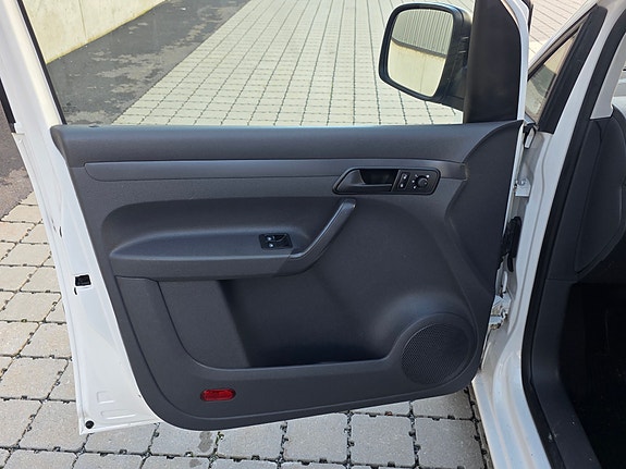 Volkswagen Caddy 14 of 21