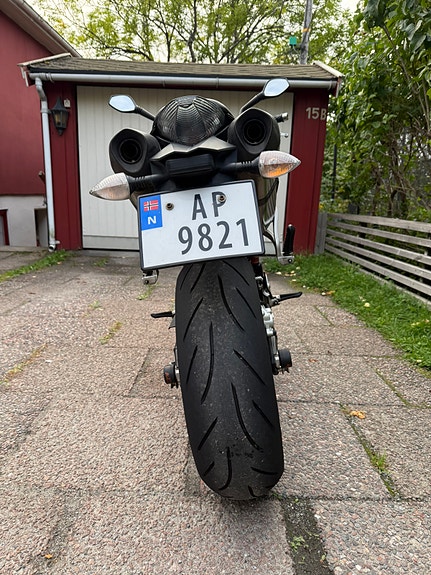 KTM 990 Super Duke 5 of 9