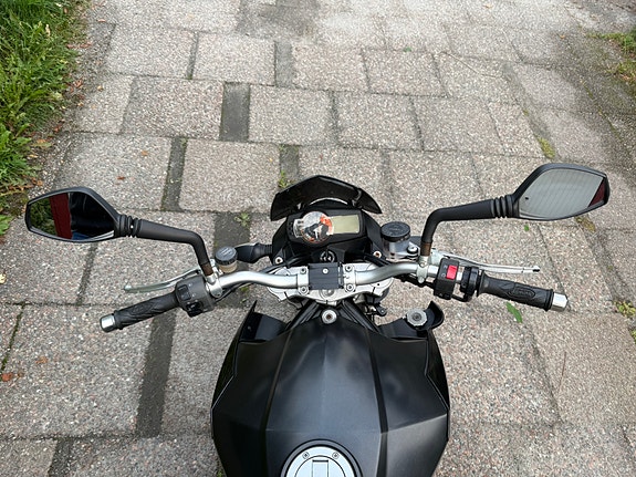 KTM 990 Super Duke 6 of 9