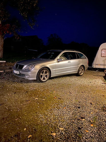 Mercedes-Benz C200 d 26 of 29