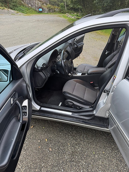 Mercedes-Benz C200 d 12 of 29