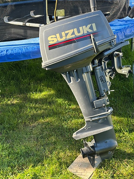 Suzuki båtmotor 15 hk til salgs 4 of 4