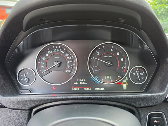 BMW 330i 20 of 22