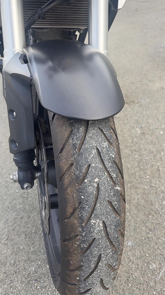 Honda CB 125 R 4 of 8