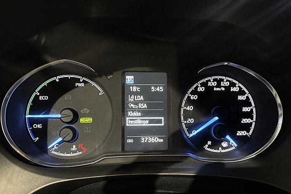 Toyota Yaris 13 of 19